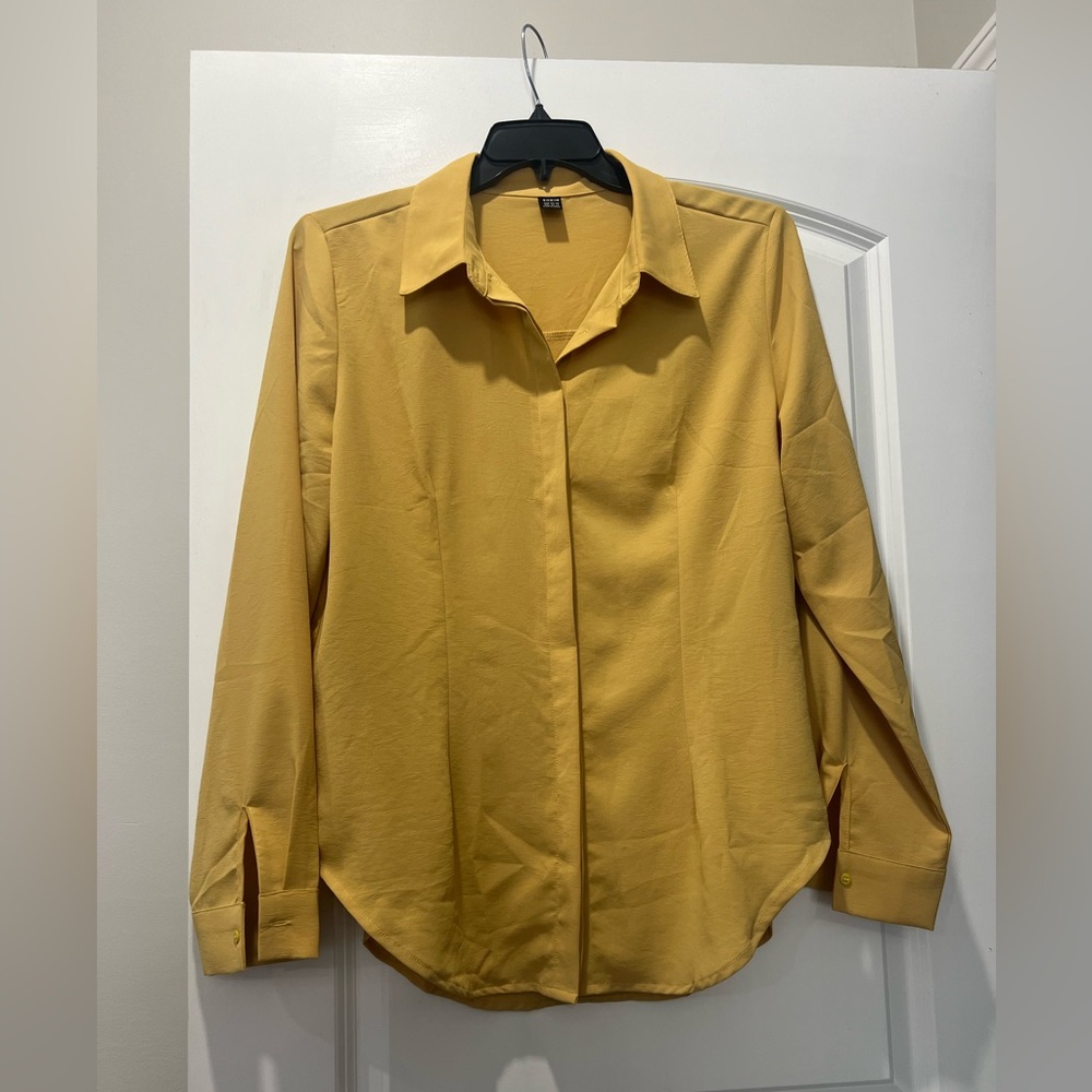 women's shirt